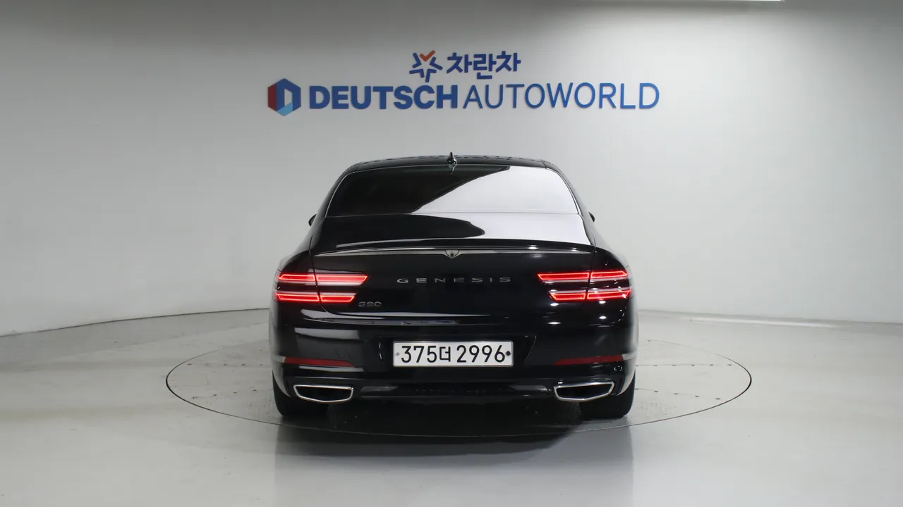 Genesis G80 — miniaturë 4
