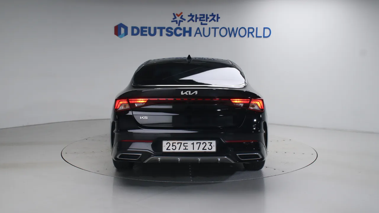 Kia K5 — miniaturë 4