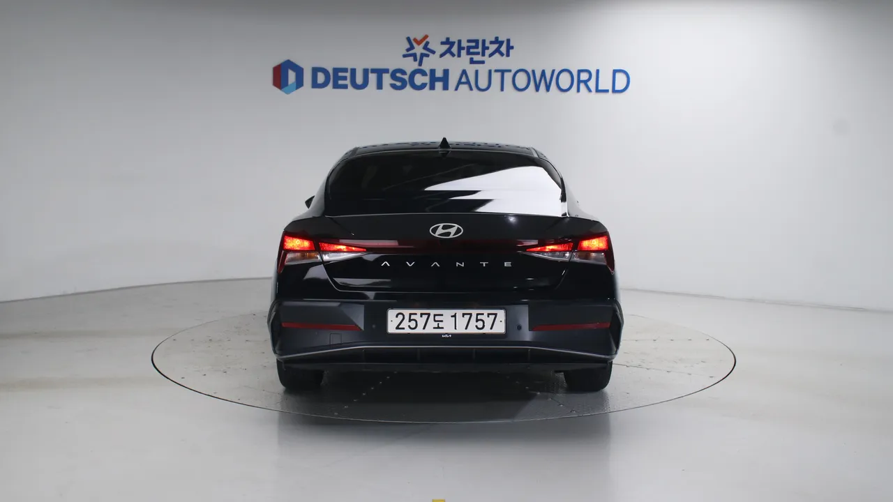 Hyundai Avante — miniaturë 4