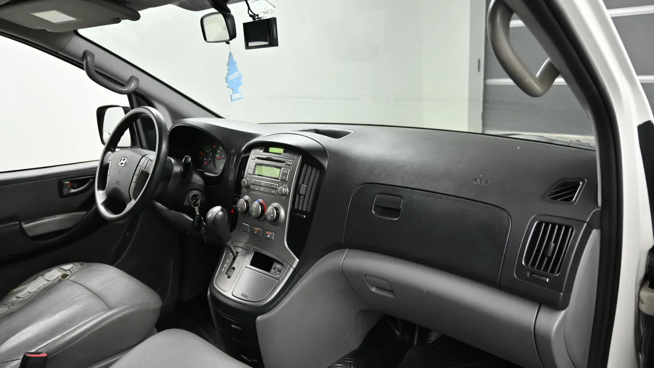 Hyundai Starex — miniaturë 7