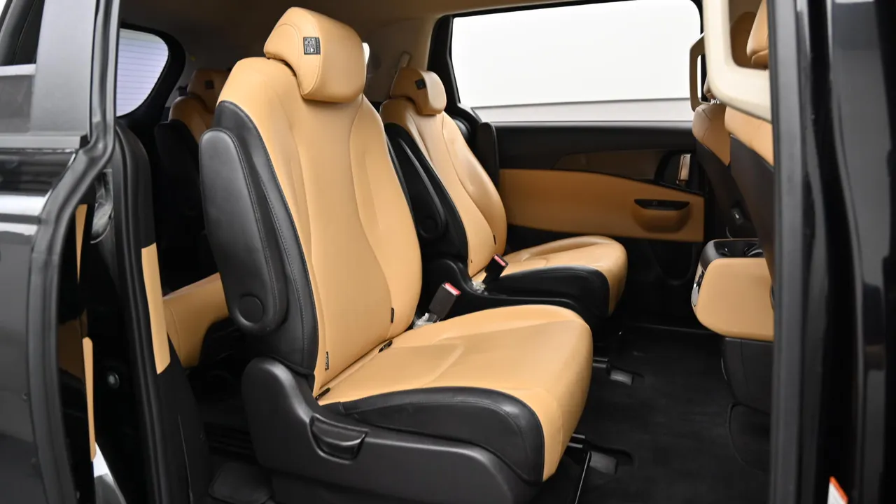 Kia Carnival — miniaturë 12
