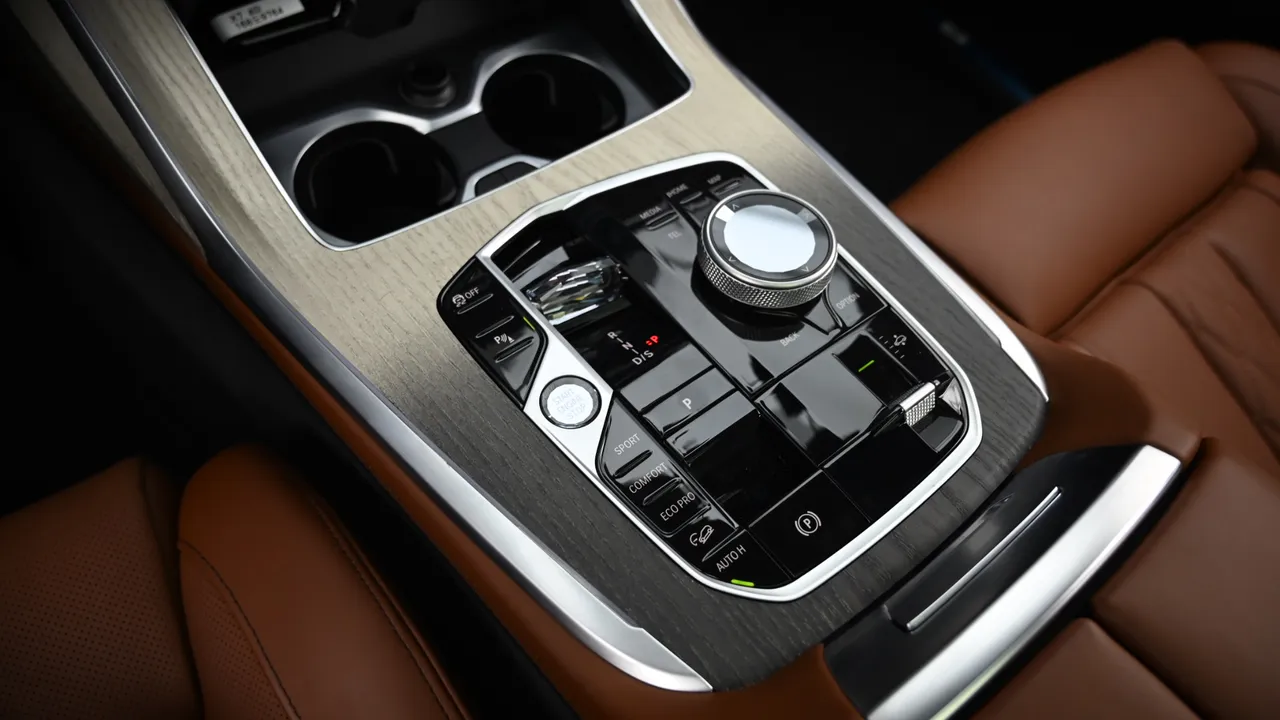 BMW X7 — miniaturë 9