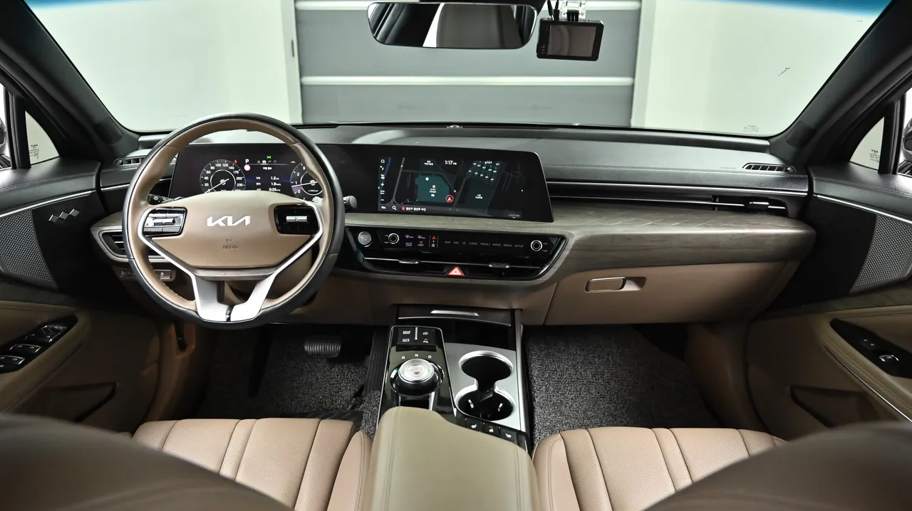 Kia K8 — miniaturë 7
