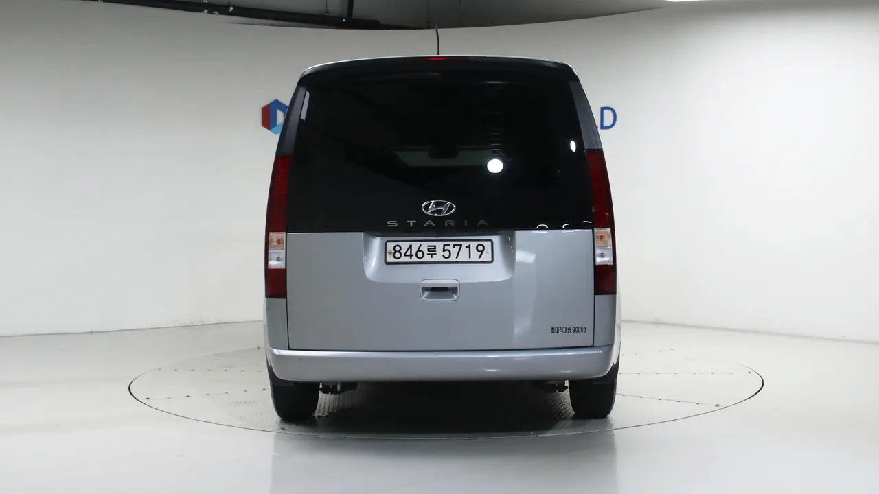 Hyundai Staria — miniaturë 4