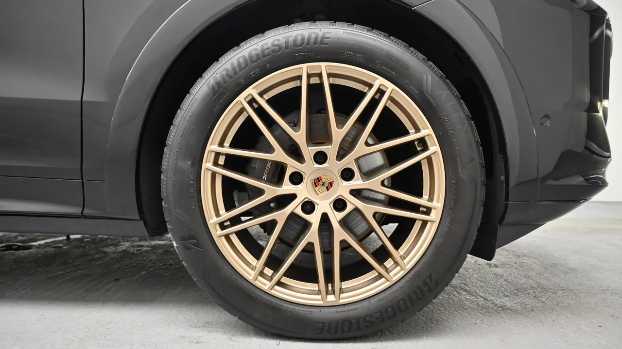 Porsche Cayenne — miniaturë 5