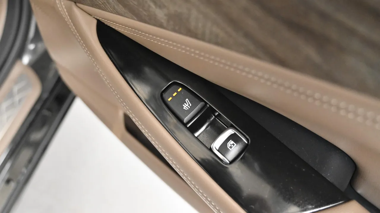 Kia K8 — miniaturë 16