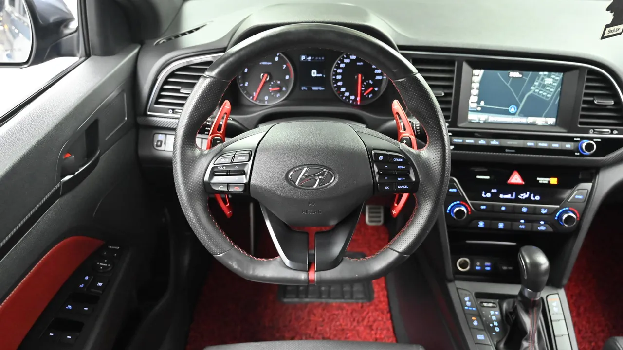Hyundai Avante — miniaturë 13
