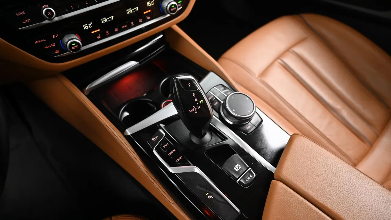 BMW 5er — miniaturë 9
