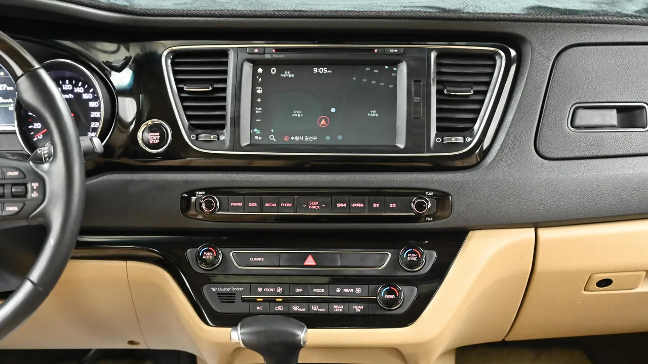 Kia Carnival — miniaturë 14