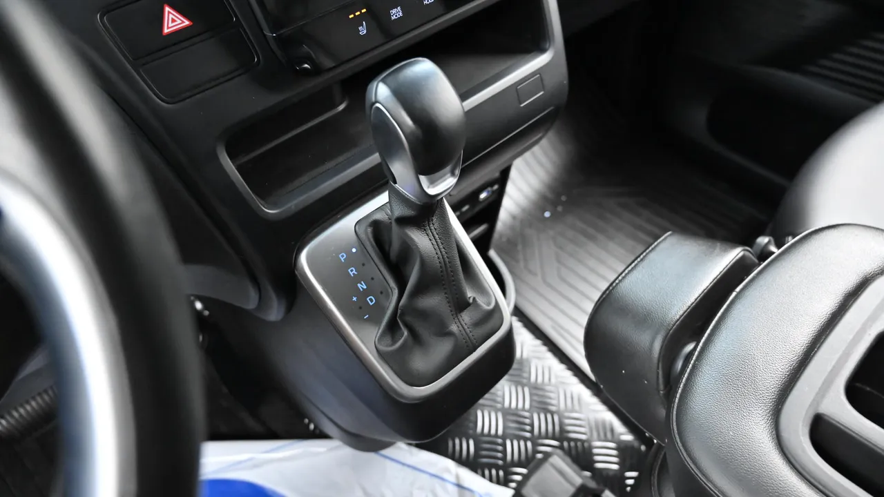 Hyundai Staria — miniaturë 25