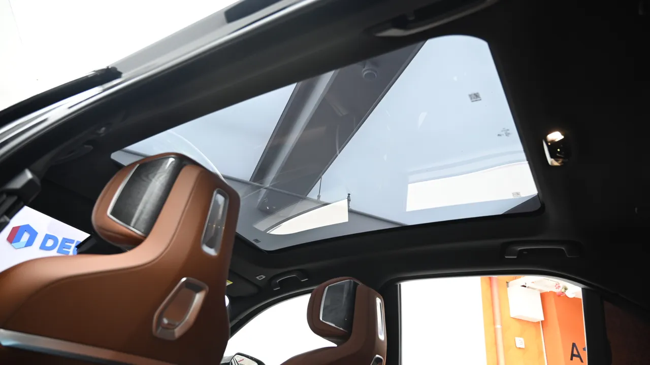 BMW i7 — miniaturë 37