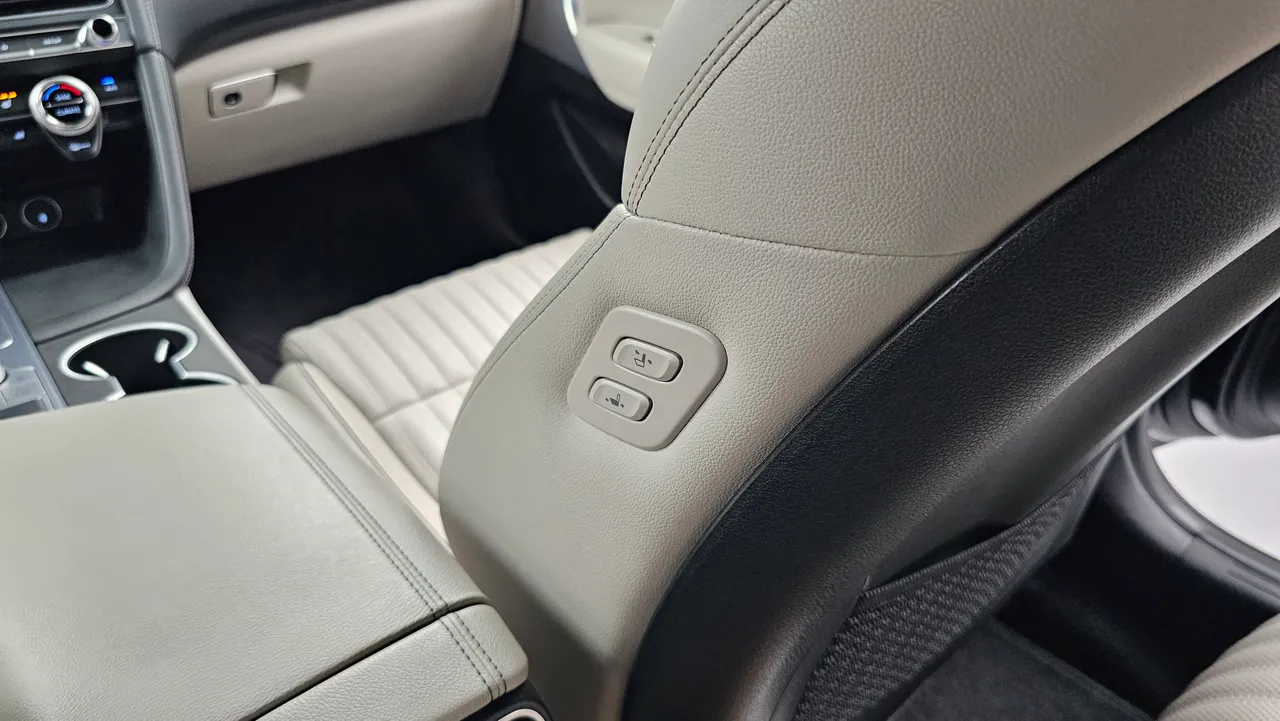 Genesis G70 — miniaturë 18