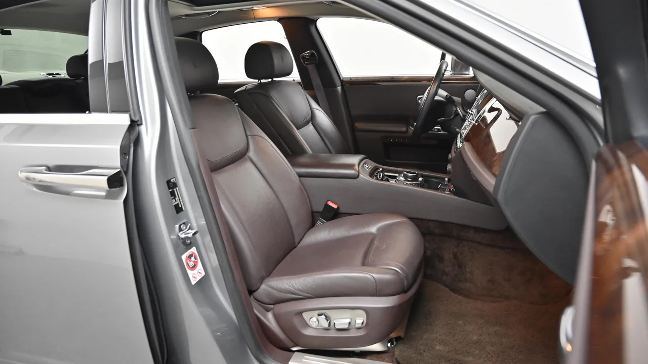 Rolls-Royce Ghost 6.6 V12