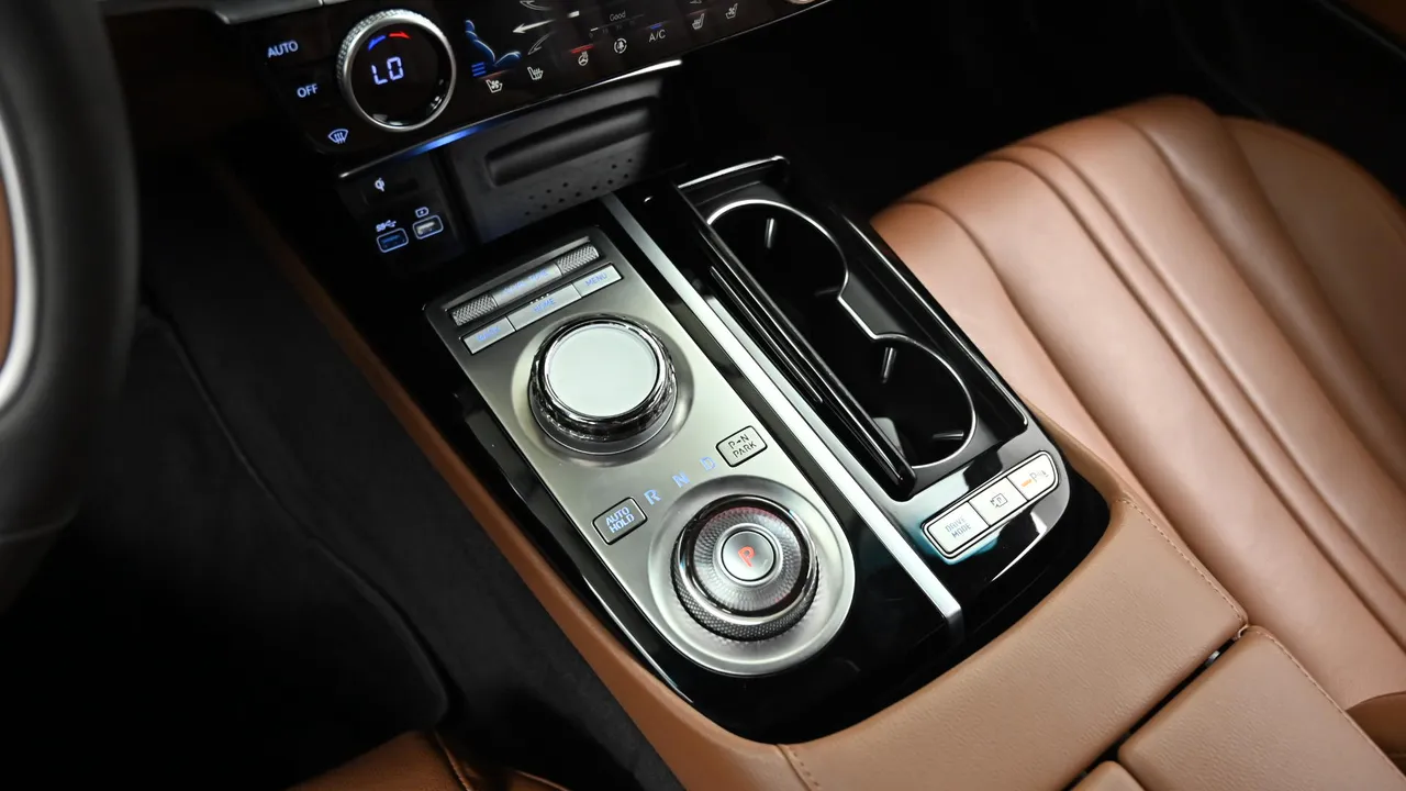 Genesis G80 — miniaturë 9
