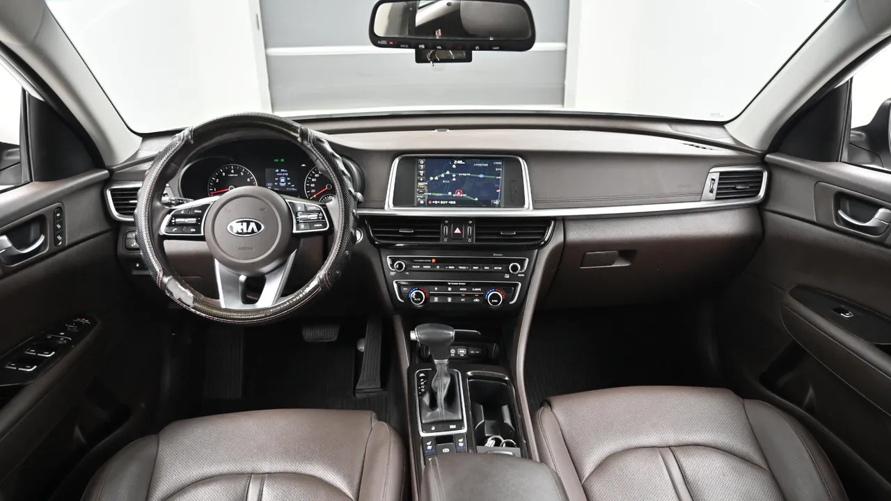 Kia K5 — miniaturë 7