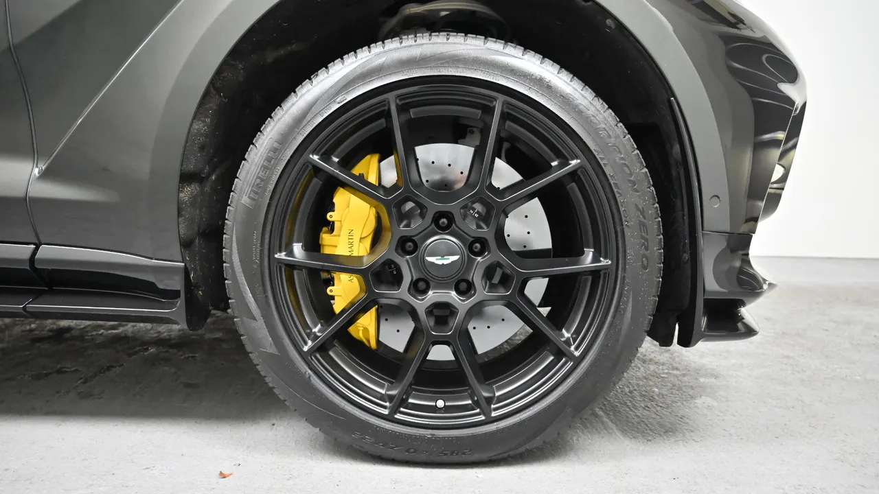 Aston Martin DBX — miniaturë 5