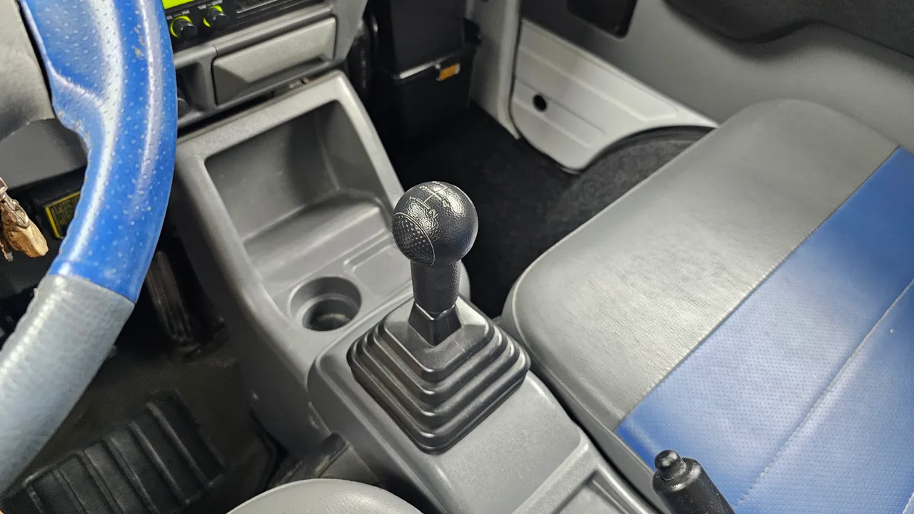 Chevrolet (GM Daewoo) New Labo Built-in Truck Long Cargo