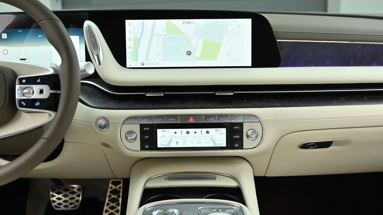 Genesis G90 — miniaturë 14