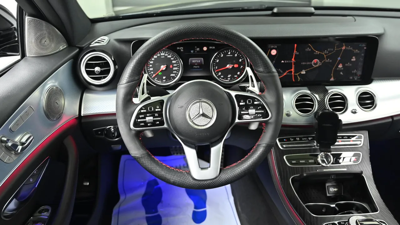 Mercedes-Benz E-klasse — miniaturë 13