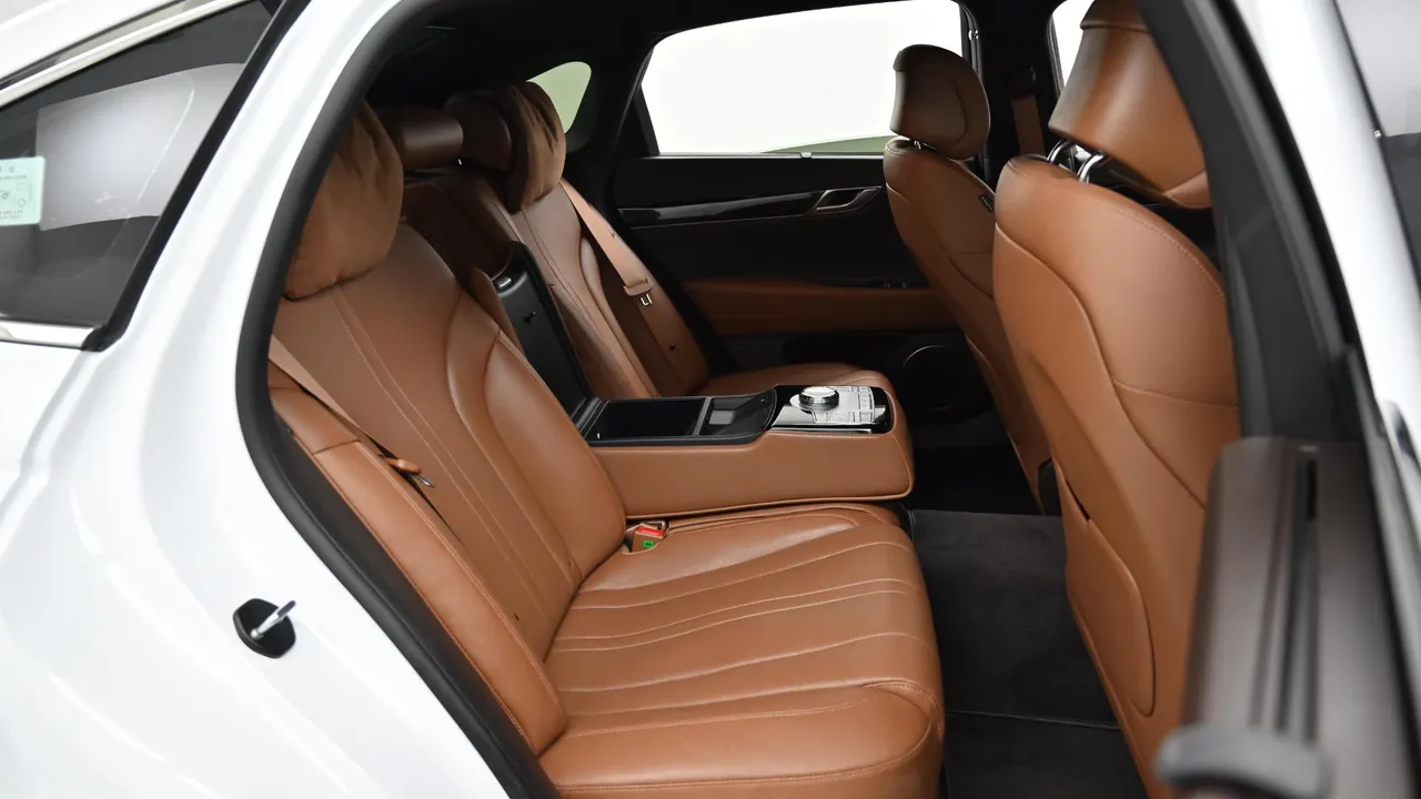 Genesis G80 — miniaturë 12