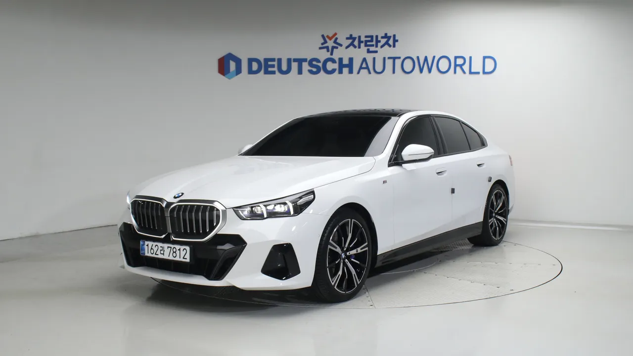 BMW 5er 530i xDrive M 스포츠 — foto 1