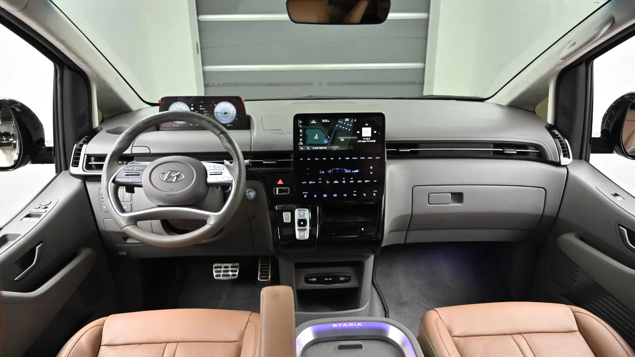 Hyundai Staria — miniaturë 7
