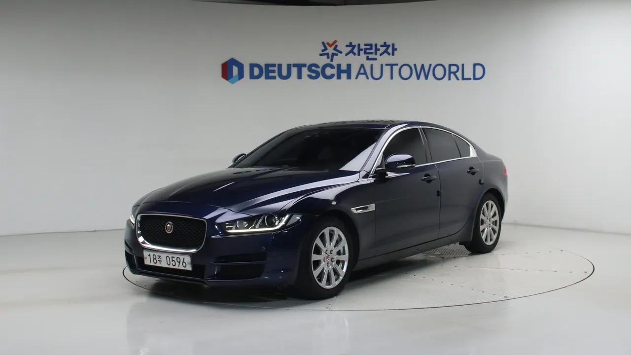 Jaguar XE 20d 프레스티지 — foto 1
