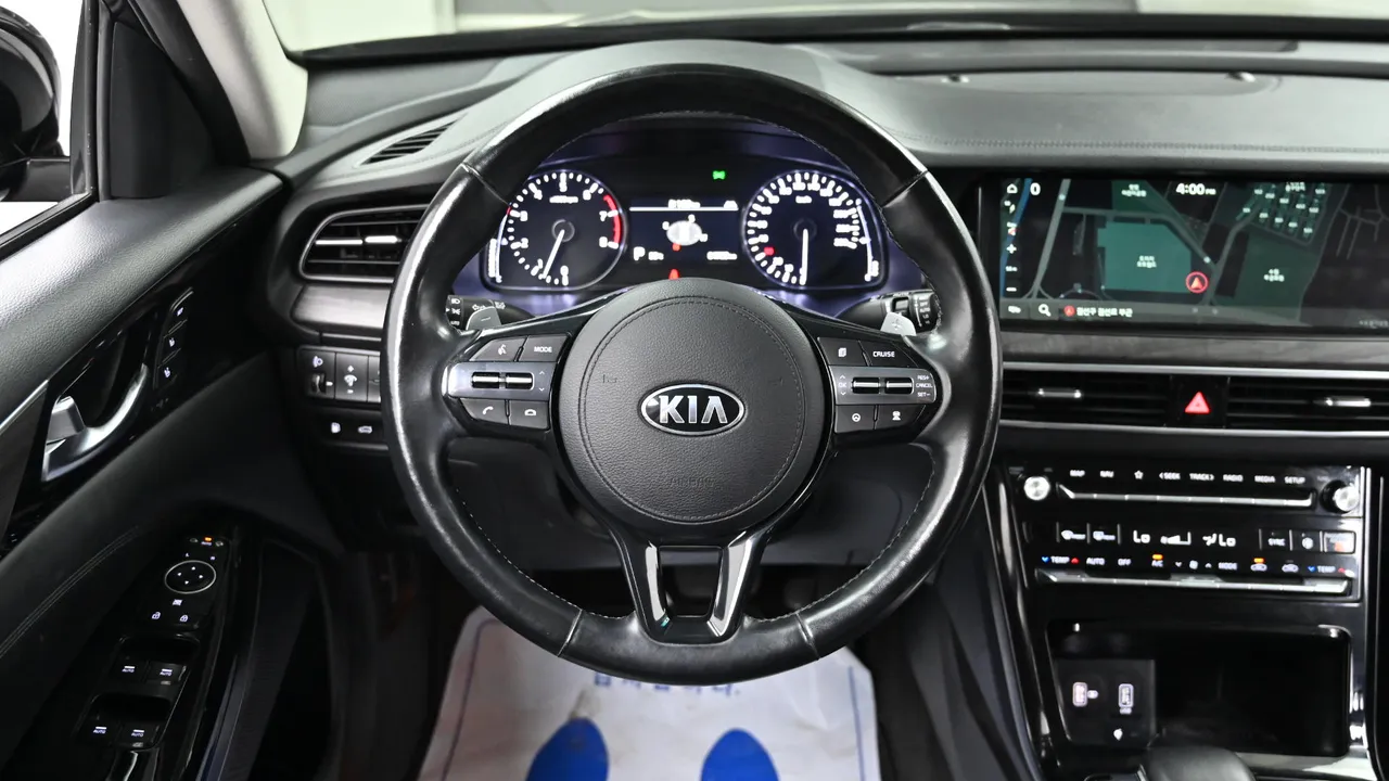 Kia K7 — miniaturë 13