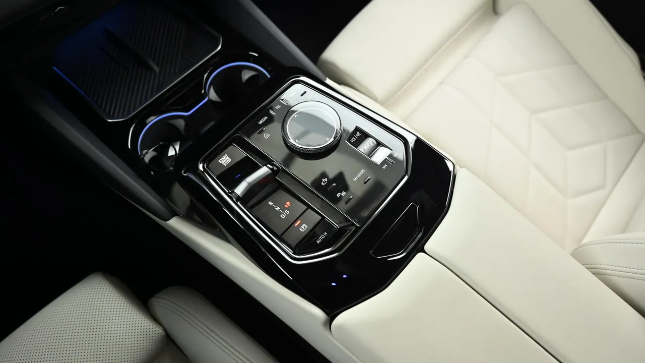 BMW 5er — miniaturë 9