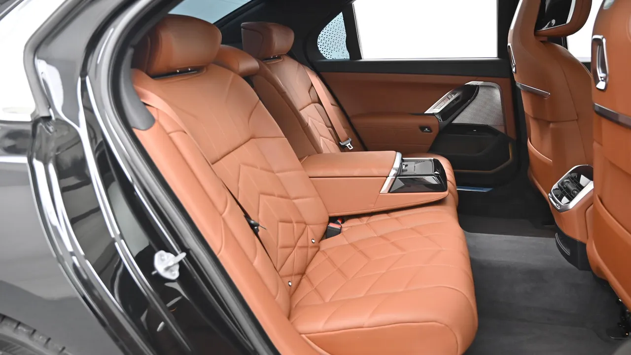 BMW 7er — miniaturë 21