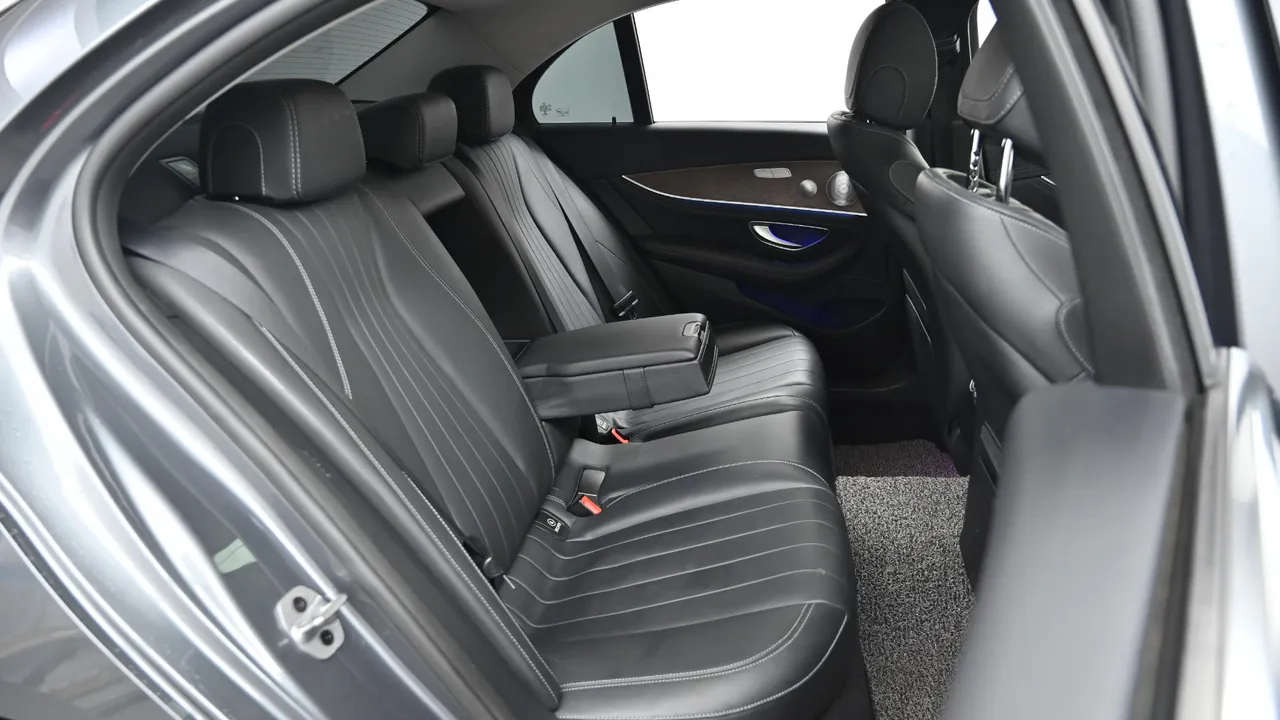 Mercedes-Benz E-klasse — miniaturë 12