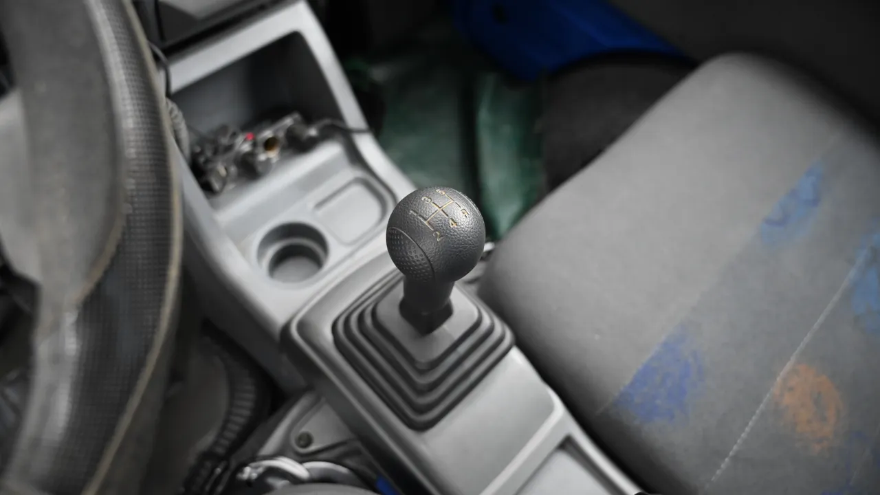 Chevrolet (GM Daewoo) New Labo Long Cargo DLX