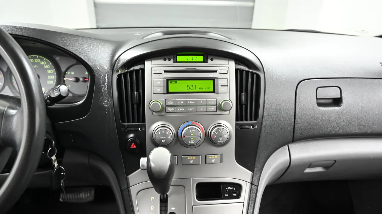 Hyundai Starex — miniaturë 14