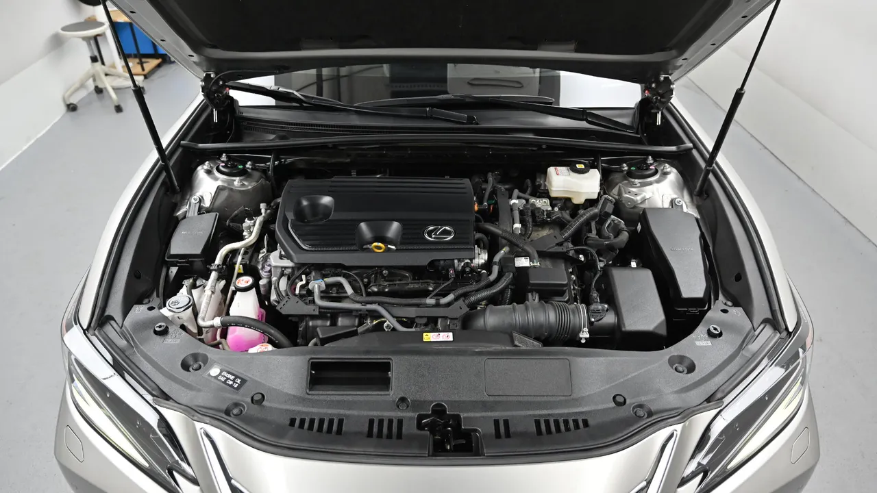 Lexus ES — miniaturë 6