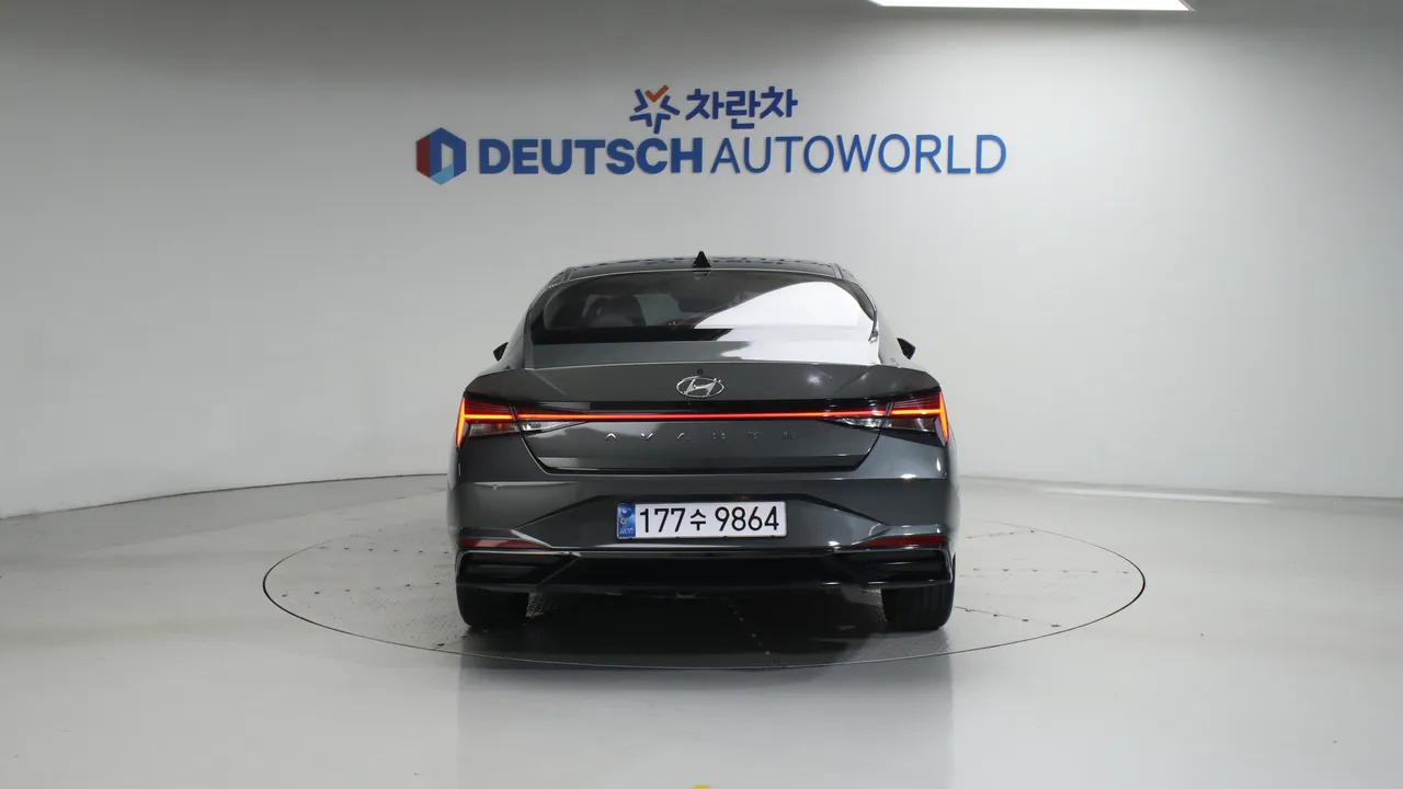 Hyundai Avante — miniaturë 4