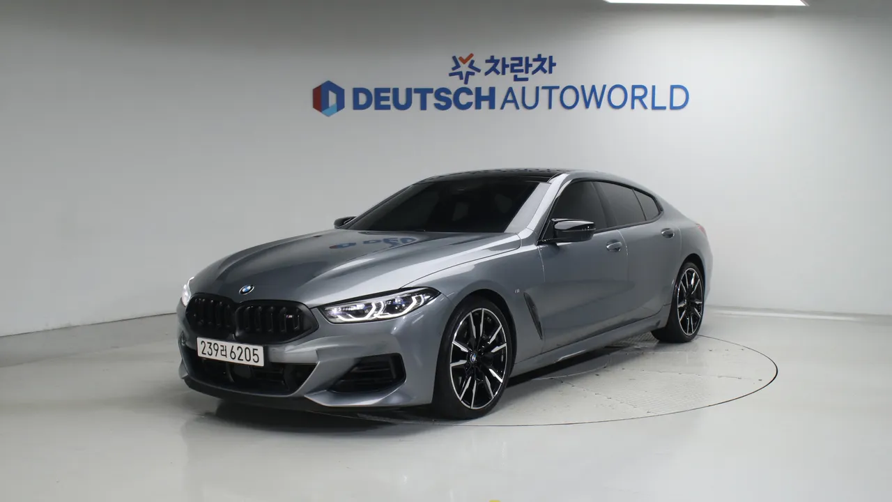 BMW 8er M850i xDrive 그란쿠페 — foto 1