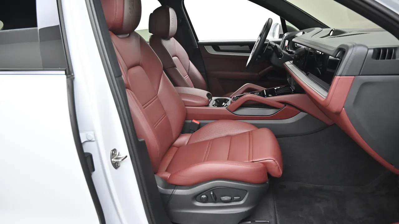 Porsche Cayenne — miniaturë 10