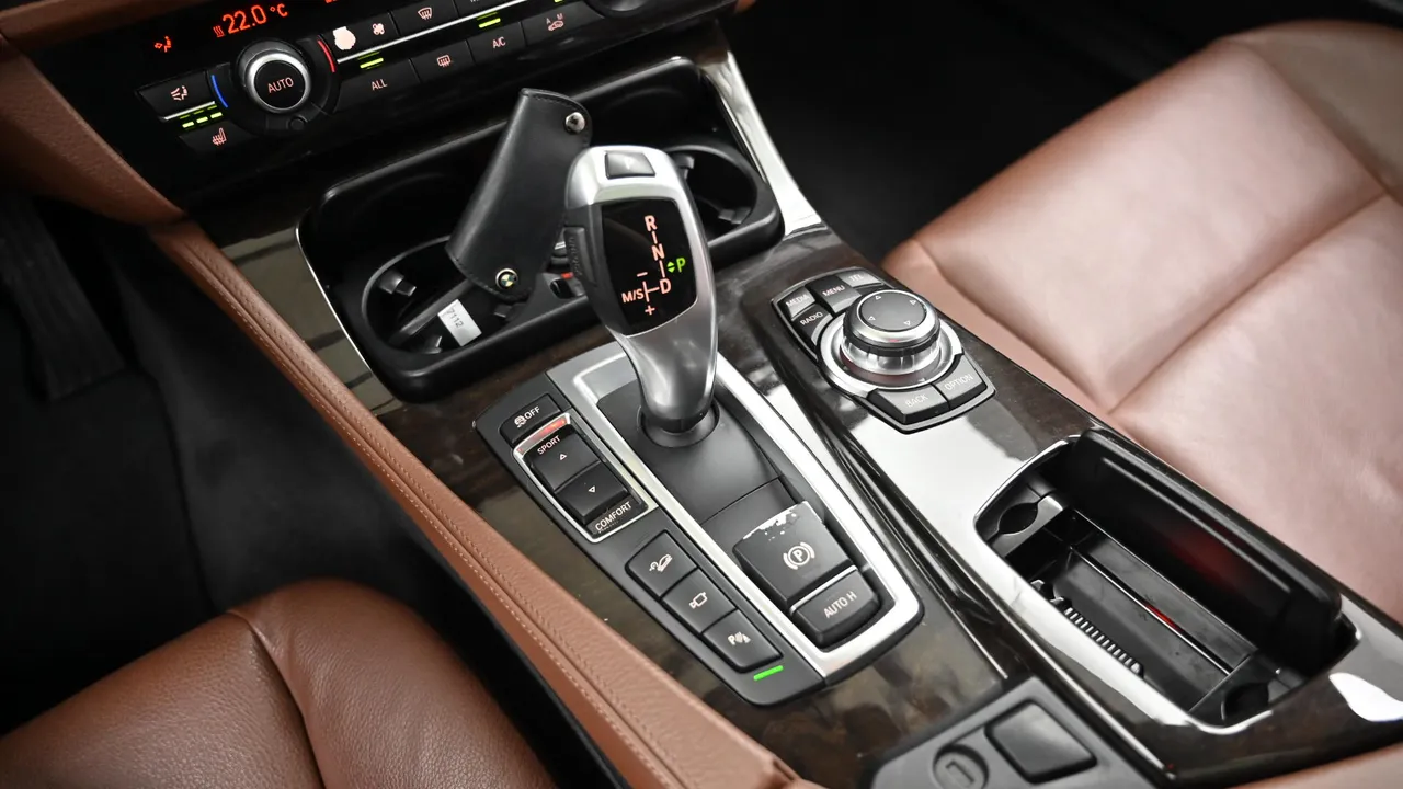 BMW 5er — miniaturë 9