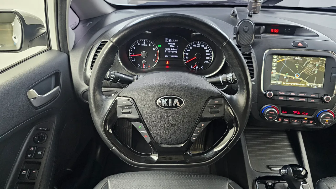 Kia K3 — miniaturë 13