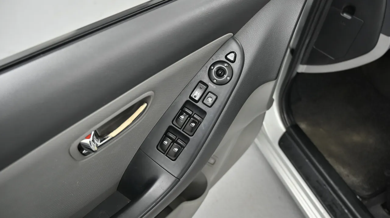 Hyundai Avante — miniaturë 15