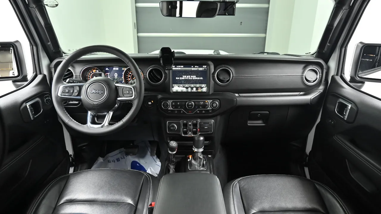 Jeep Wrangler — miniaturë 7