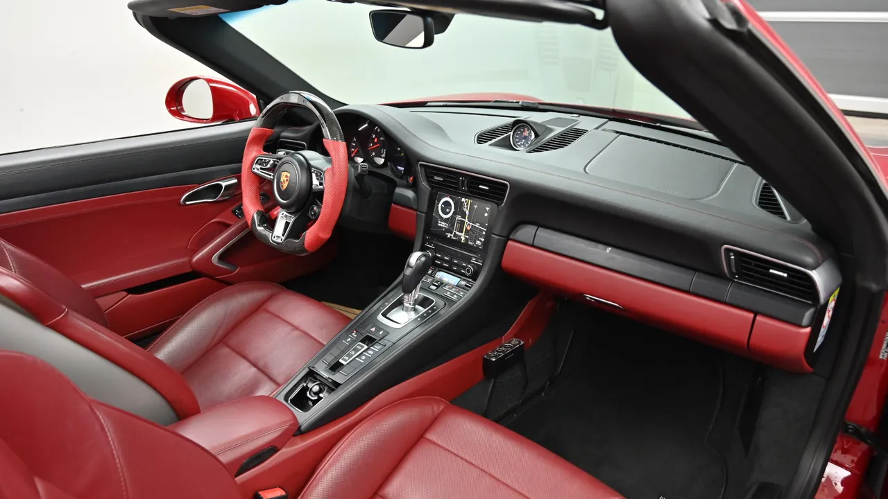 Porsche 911 — miniaturë 7