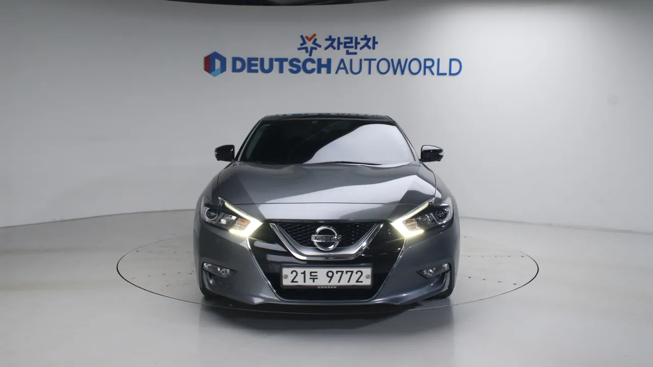 Nissan Maxima — miniaturë 3