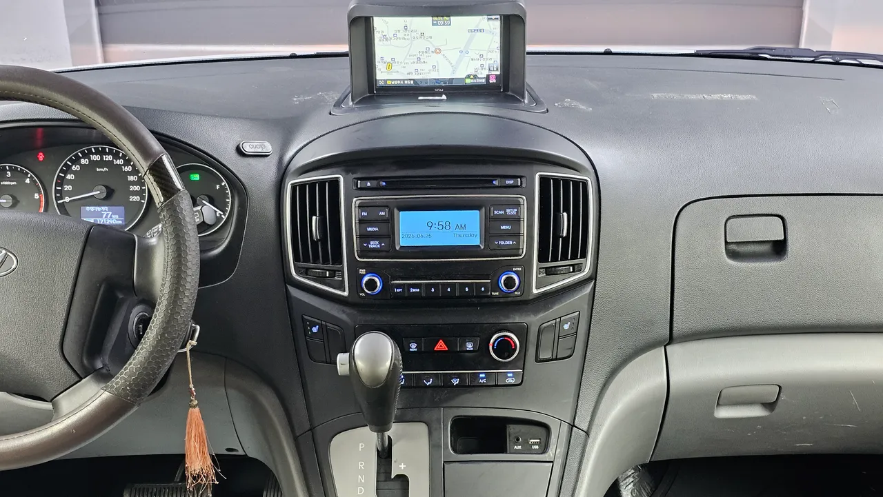 Hyundai Starex — miniaturë 14