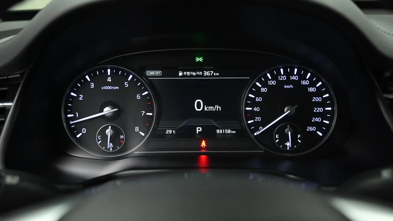 Kia K9 — miniaturë 8