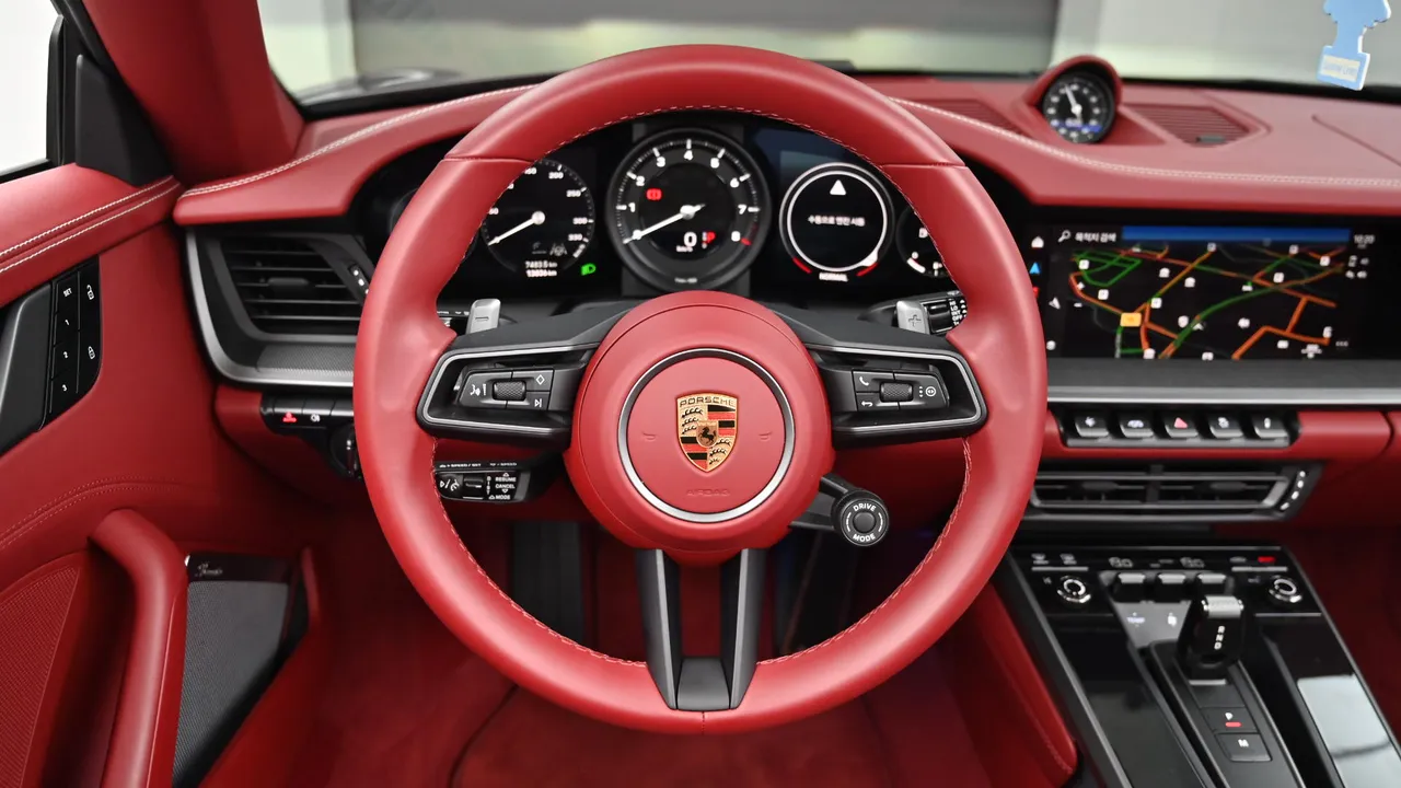 Porsche 911 — miniaturë 13