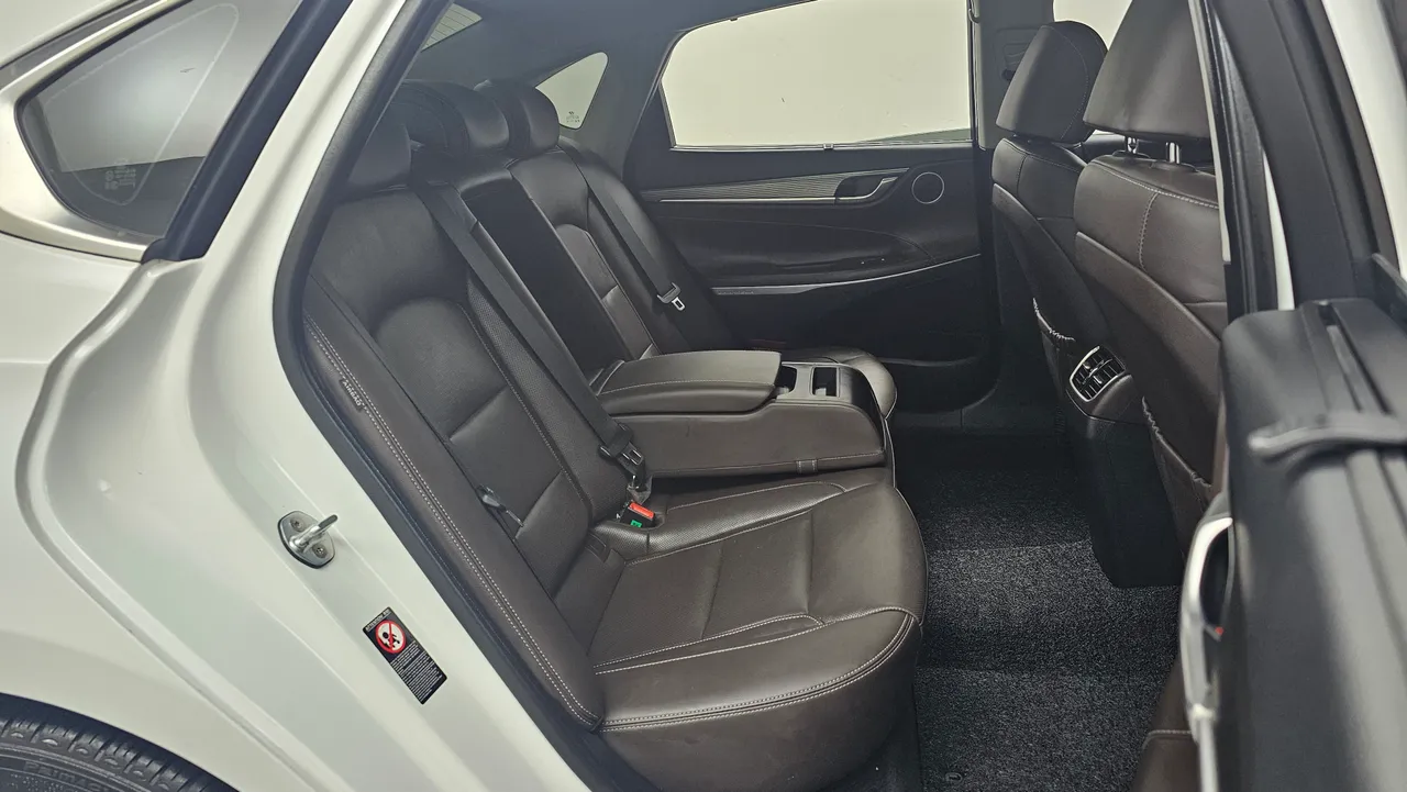 Hyundai Grandeur — miniaturë 30