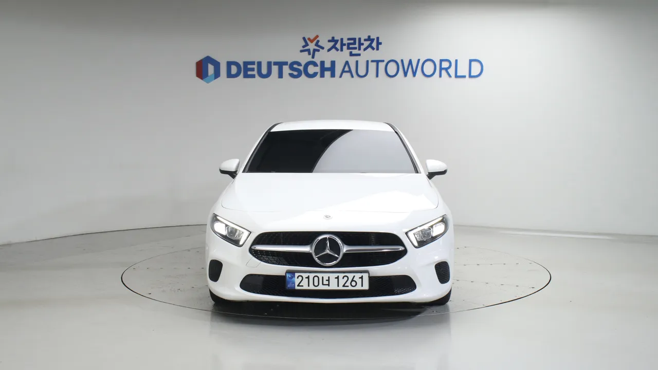 Mercedes-Benz CLA-klasse — miniaturë 3