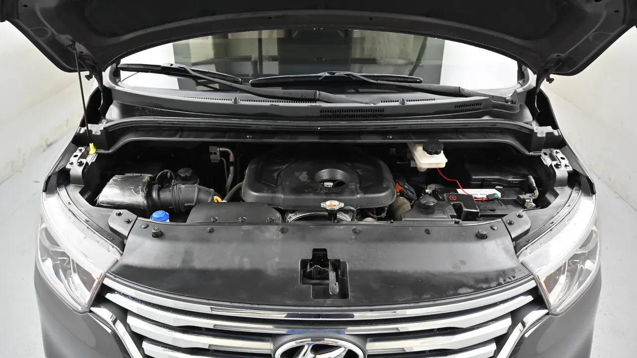 Hyundai Starex — miniaturë 6