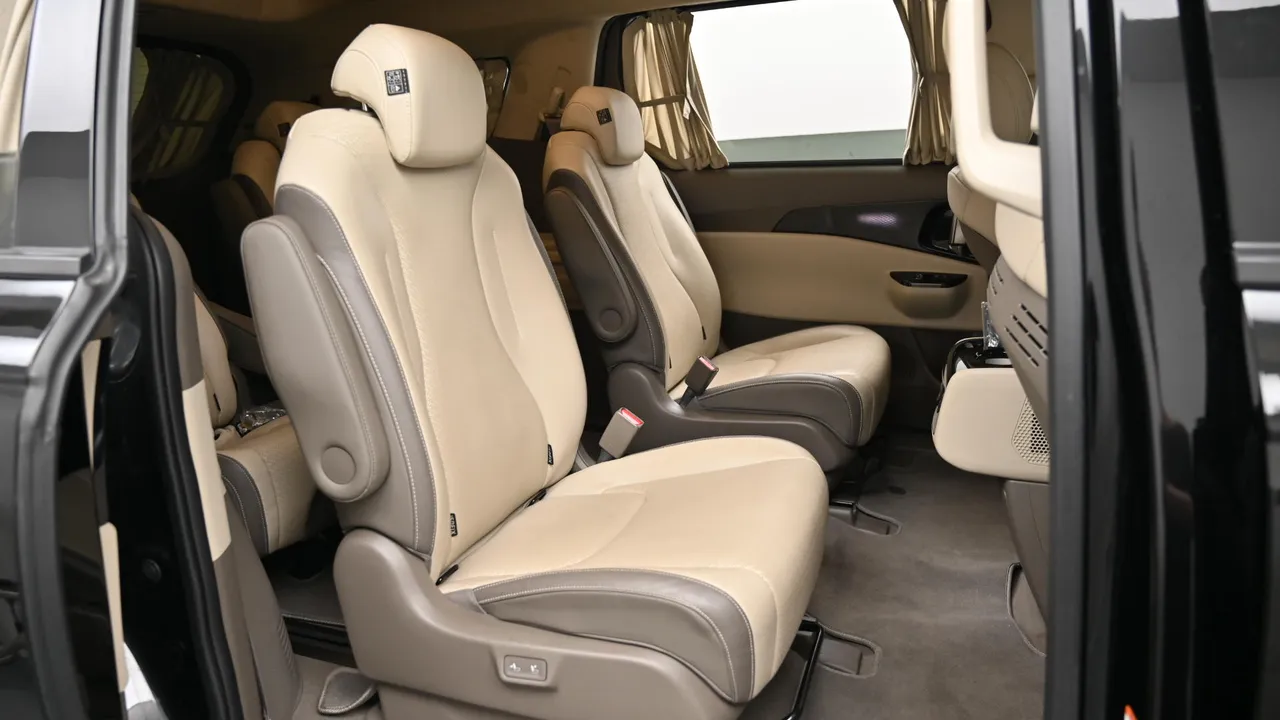 Kia Carnival — miniaturë 12
